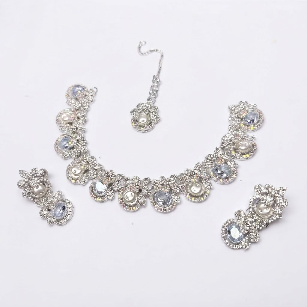 Silver Crystal Pearl Bridal Jewellery Set – Necklace, Earrings & Maang Tikka