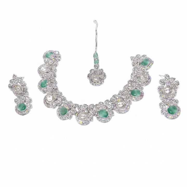 Kundan Pearl Floral Bridal Jewellery Set – Necklace, Earrings & Maang Tikka