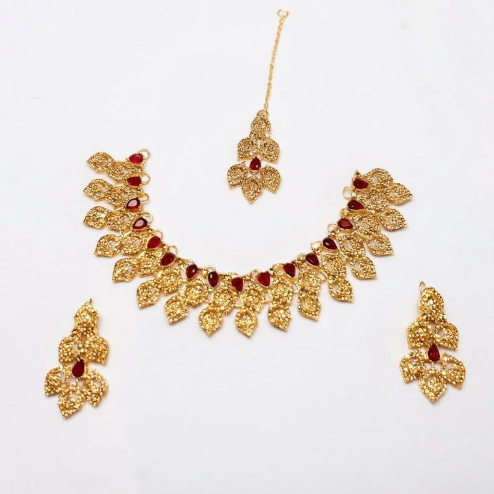 Crystal Leaf Petal Bridal Jewellery Set – Necklace, Earrings & Maang Tikka