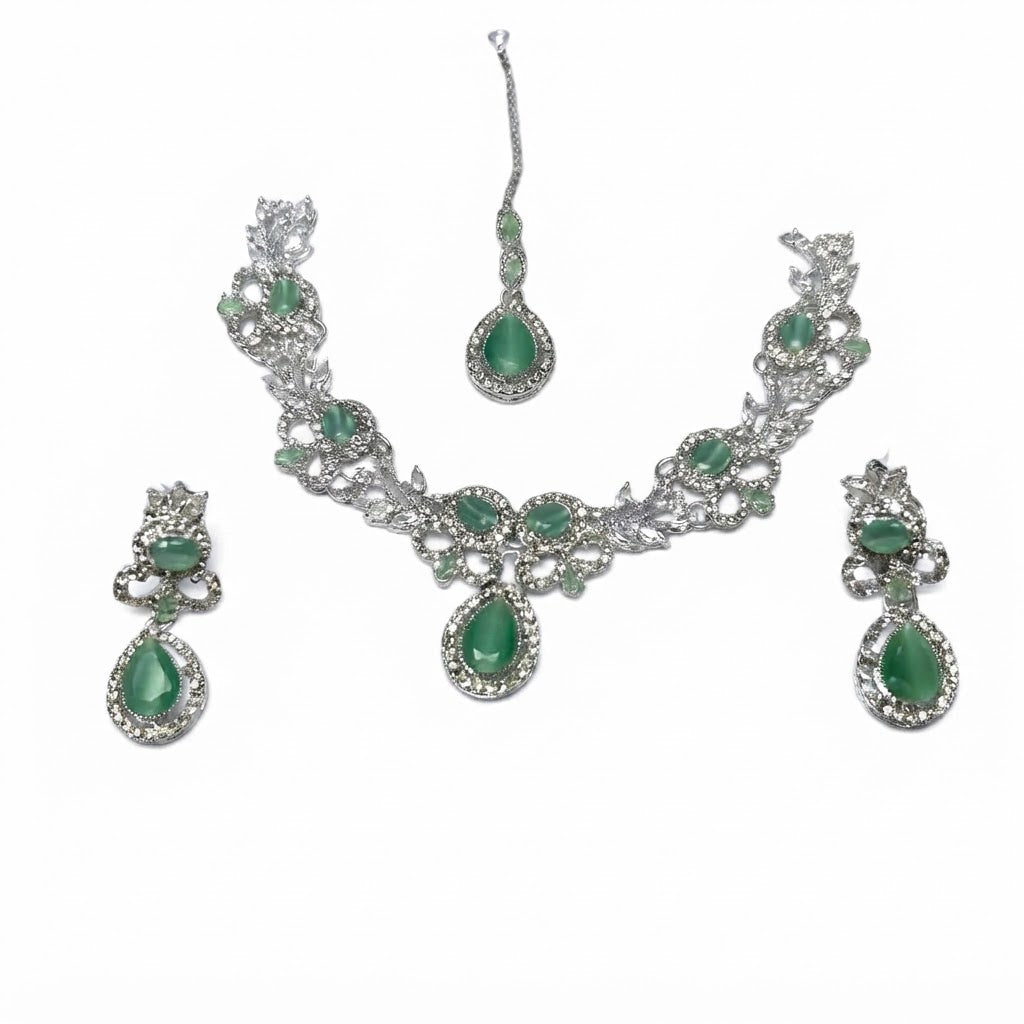 Floral Vine Teardrop Bridal Jewellery Set – Necklace, Earrings & Maang Tikka