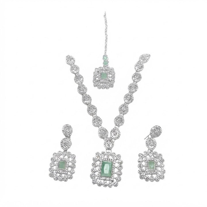 Geometric Rectangle Crystal Bridal Jewellery Set – Necklace, Earrings & Maang Tikka