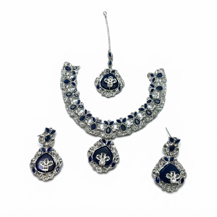 Lotus Kundan Floral Bridal Choker Jewellery Set – Necklace, Earrings & Maang Tikka
