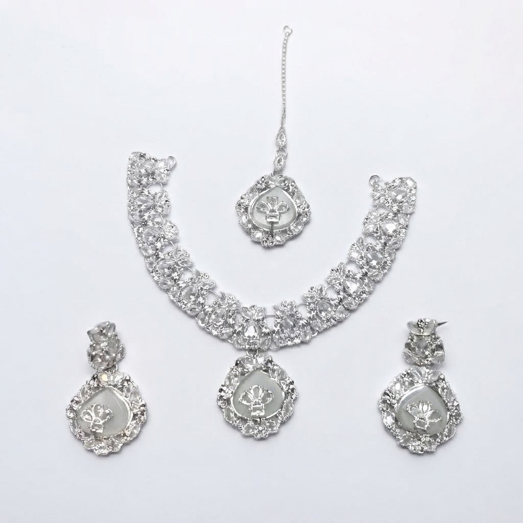Lotus Kundan Floral Bridal Choker Jewellery Set – Necklace, Earrings & Maang Tikka